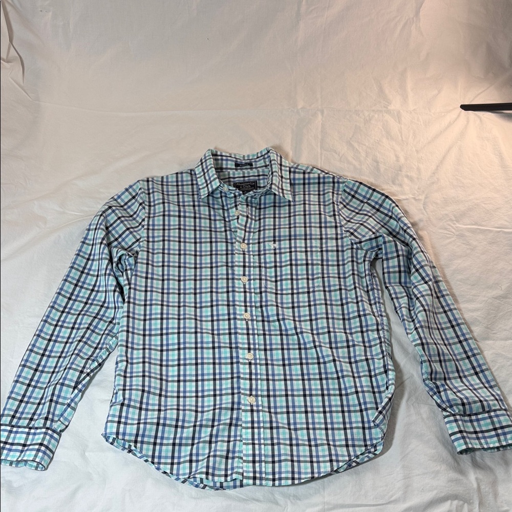 Abercrombie & Fitch Muscle Light Blue and Navy Plaid Button-Down Shirt Size Smal